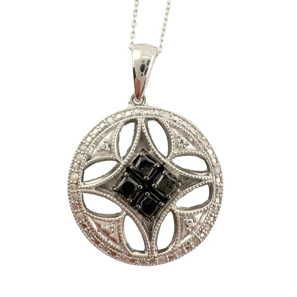 Elegant 1/2 Ct Black and White Diamond Sheath Necklace in Sterling Silver